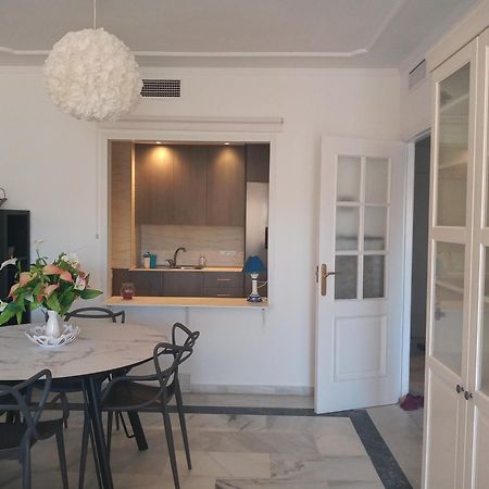 Fuengirola , Beach, Centre ,Balcony With Seaview, For 4 Persons Dış mekan fotoğraf