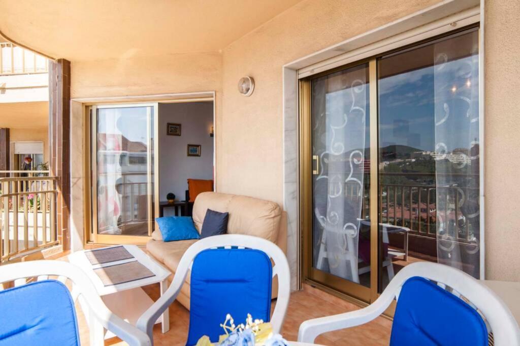 Fuengirola , Beach, Centre ,Balcony With Seaview, For 4 Persons Dış mekan fotoğraf