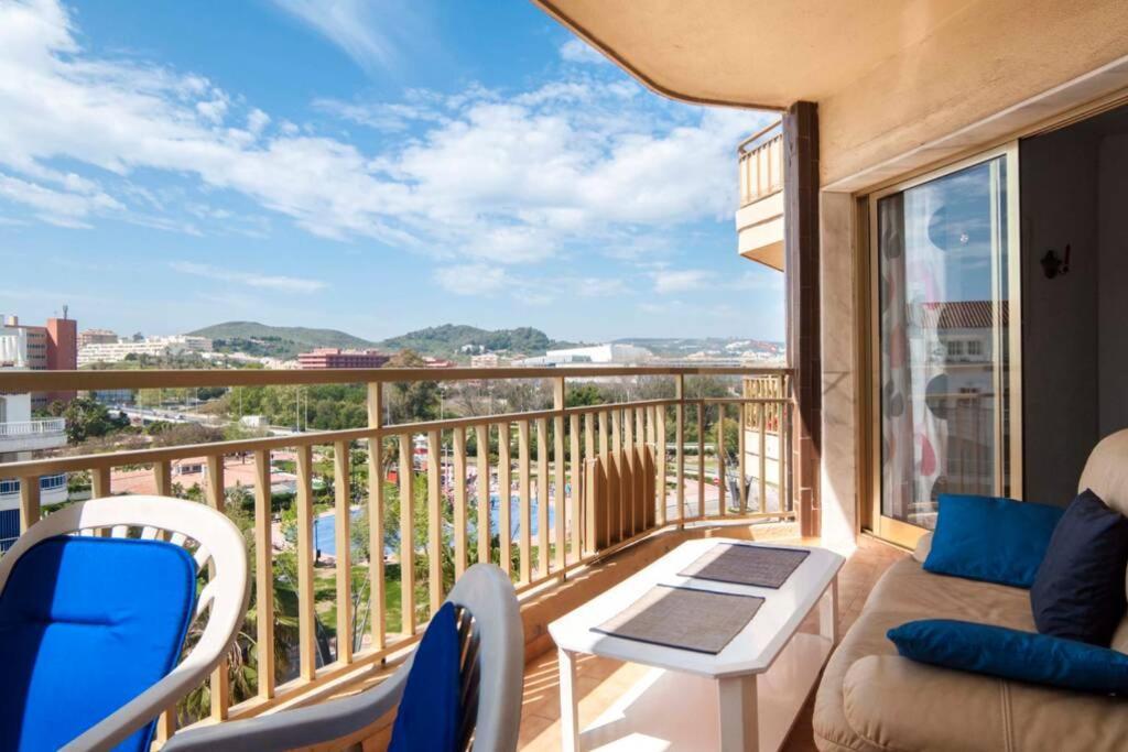 Fuengirola , Beach, Centre ,Balcony With Seaview, For 4 Persons Dış mekan fotoğraf