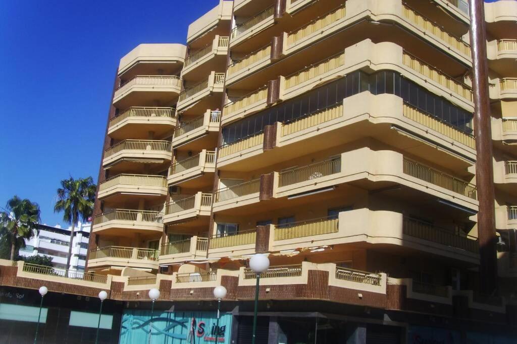 Fuengirola , Beach, Centre ,Balcony With Seaview, For 4 Persons Dış mekan fotoğraf