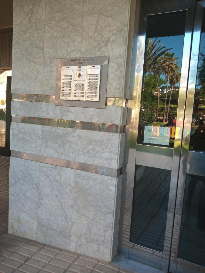 Fuengirola , Beach, Centre ,Balcony With Seaview, For 4 Persons Dış mekan fotoğraf