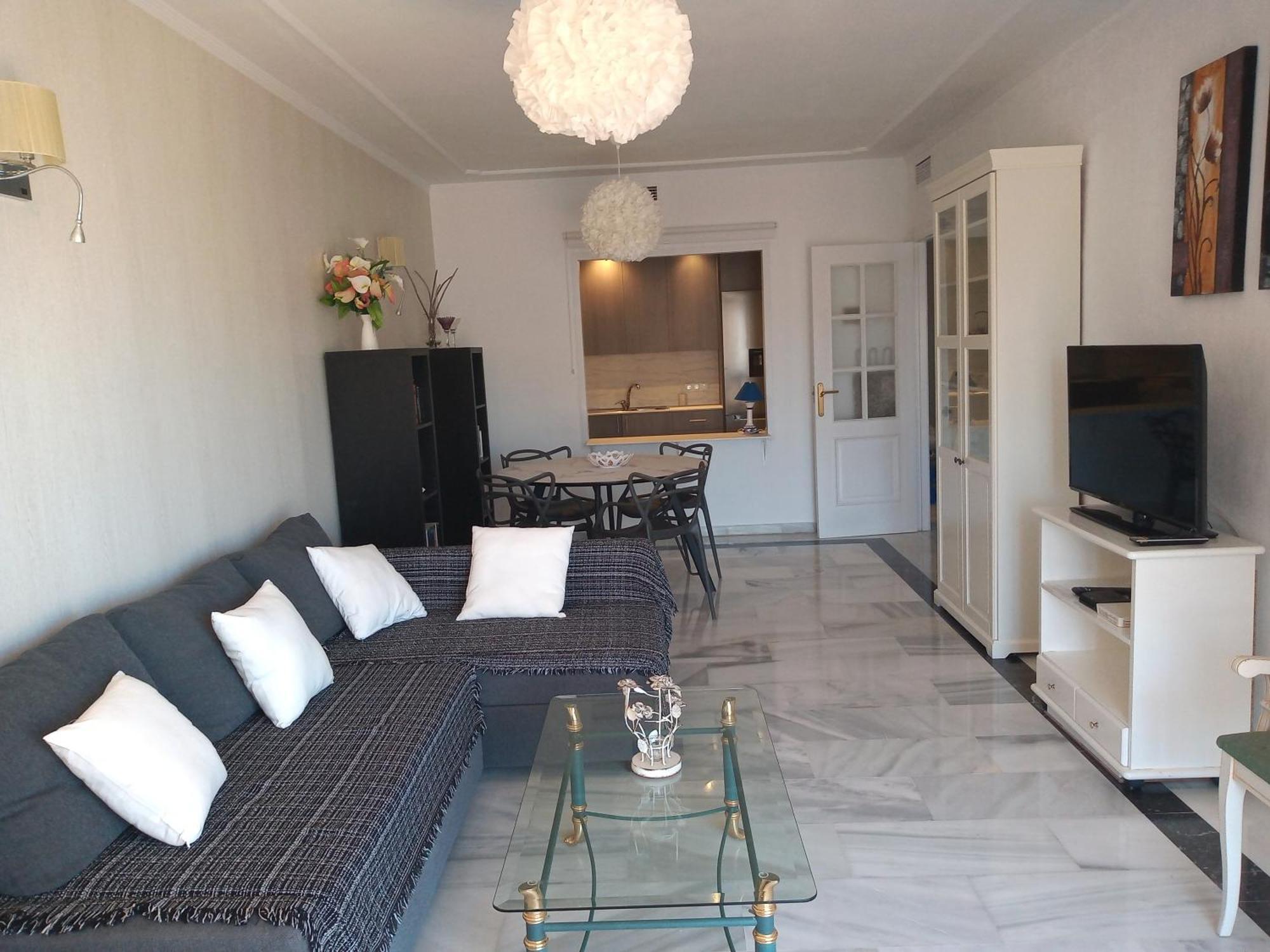 Fuengirola , Beach, Centre ,Balcony With Seaview, For 4 Persons Dış mekan fotoğraf